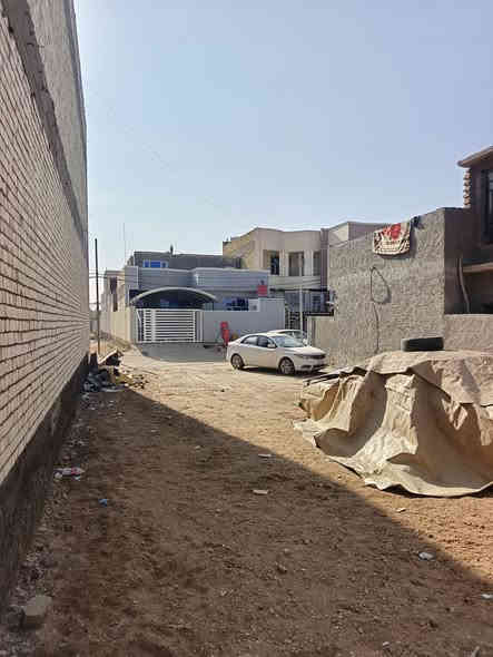 قطعة ارض للبيع 
200متر الواجهة 10م 
طابو زراعي سند 25
بابل حي الجزائر خلف مستشفى الحياه قرب الجسر الدولي 
خدمات كاملة 
الأرض مجدولة سبيس 
السعر 72 مليون قابل للتفاوض 
للاستفسار الاتصال 
***********
***********
مكتب عقارات أبراج بابل 
عنوان المكتب بابل حي الجزائر مقابل الجسر الدولي
