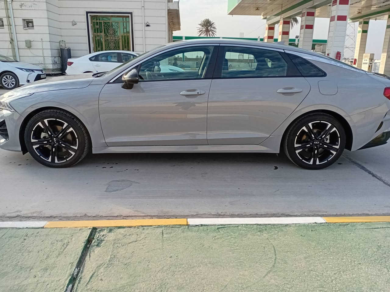 K5
موديل 24 سياره وارد أميركي 
فول عده بانوراما 
***********/ ***********
