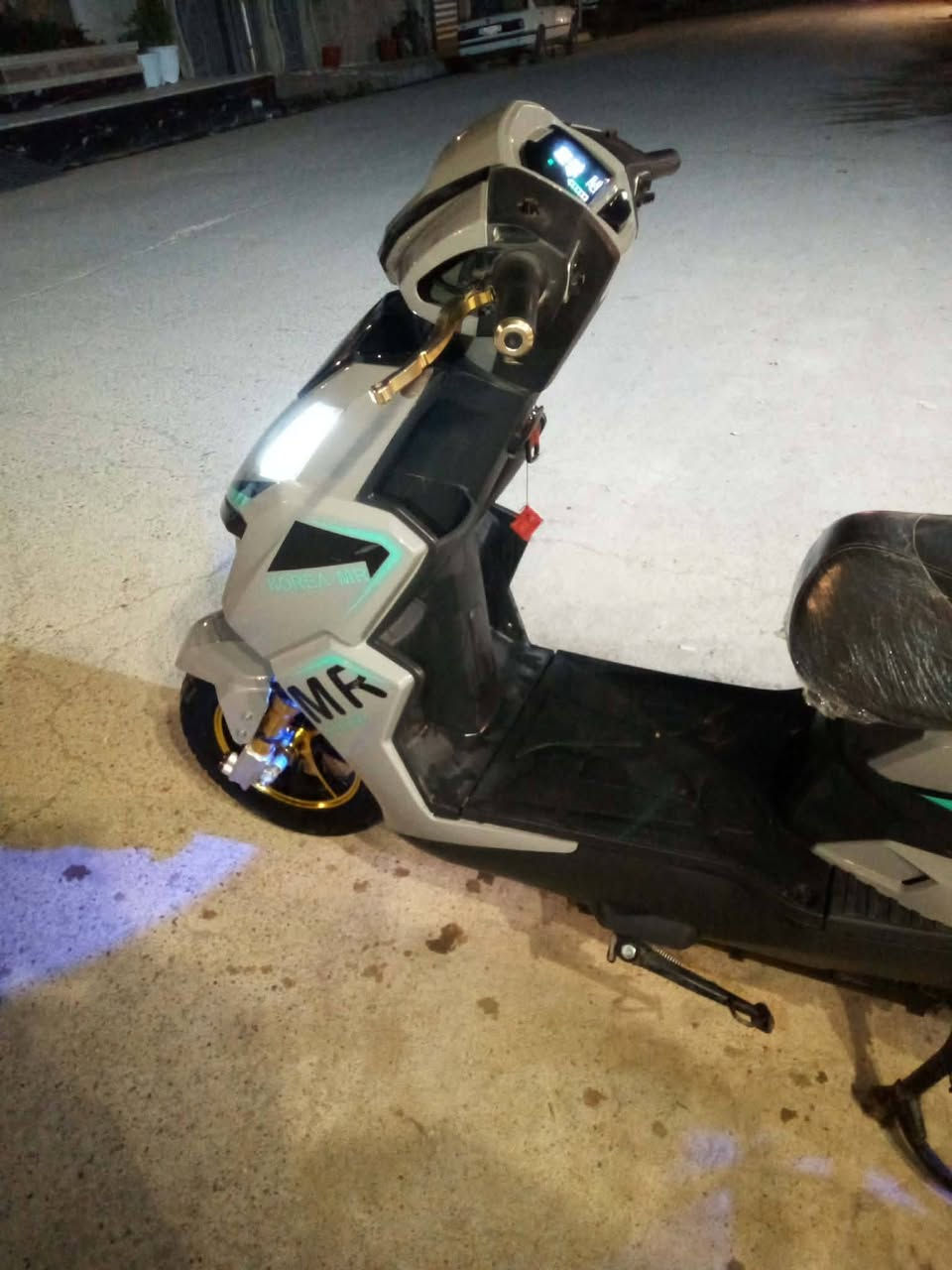 السلام عليكم
عندي هذا المطور سكنس 
للبيع 
السعر 550 وبي مجال 
التفضيل عل خاص


**إذا كنت صاحب هذا الإعلان وتريد حذفه لأي سبب، رجاءا أرسل رسالة إلى الدعم الفني**