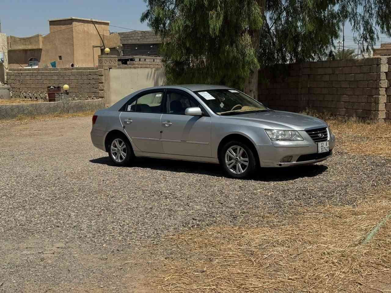 السلام عليكم 
سوناتا موديل 2008 خليجي شكل 9 بدون صبغ رقم نينوى دولي سنويه 29 شرط التحويل 
محرك 2400 دوش المرغوب داخل لونين تحكمات استيران تبريد دفئه كله شغال صدر تواير كله بشرط السيارة نضيفة وما تحتاج اي مصرف 
السعر 117 وبيها مجال 
للاستفسار اتصل 
***********
***********
