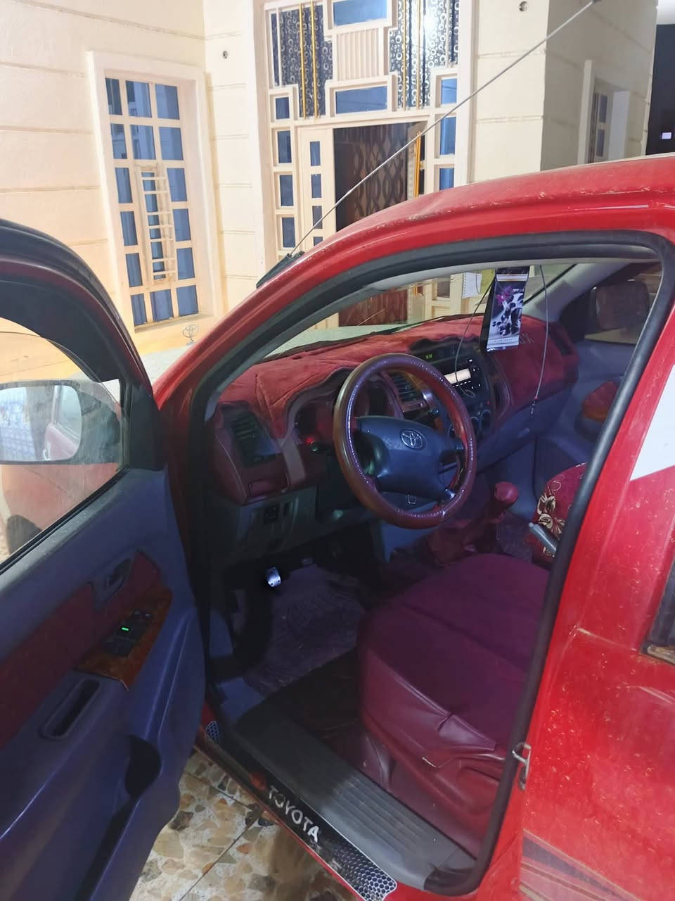 تيوتا هيلوكس ناصي للبيع 2011رقم بغداد تحويل مباشر بيهه تبديل قطعتين جاملغ وبنيد ماشيه 153للأستفسار أكثر الاتصال على الرقم ***********
