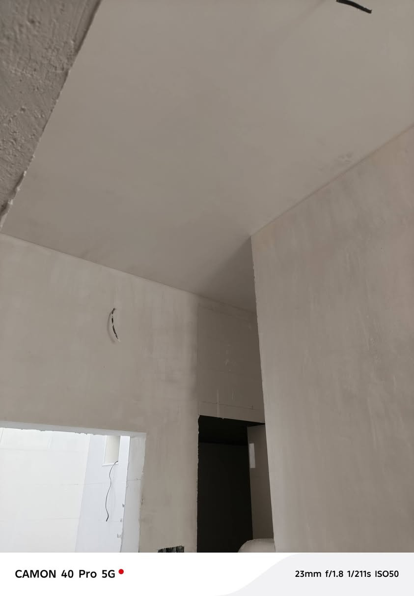 سلام عليكم من الموصل كادر كامل متكون من اربع اوصطوات جص او سمنت هذه رقمي *********** ول خاص مفتوح
