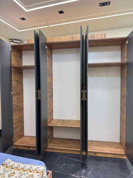 #غرفه_الاحلام 
❇️ 5 قطع      كنتور 220
❇️ ميز تواليت ضخم وجديد 
🎁 كوميديات دبل مجرات
❇️ شغل ممتاز
❇️ السرير بلوك
رسمه جديده بالسوق* 

السعر 800 الف فقط
النقل والشد مجاني الجميع المحافظات
🚗🚗🚗توصيل مجاني  جميع محافظات العراق 🚌🚌🚌

للحجز  ثبت رقمك وعنوانك

واتساب    ***********
