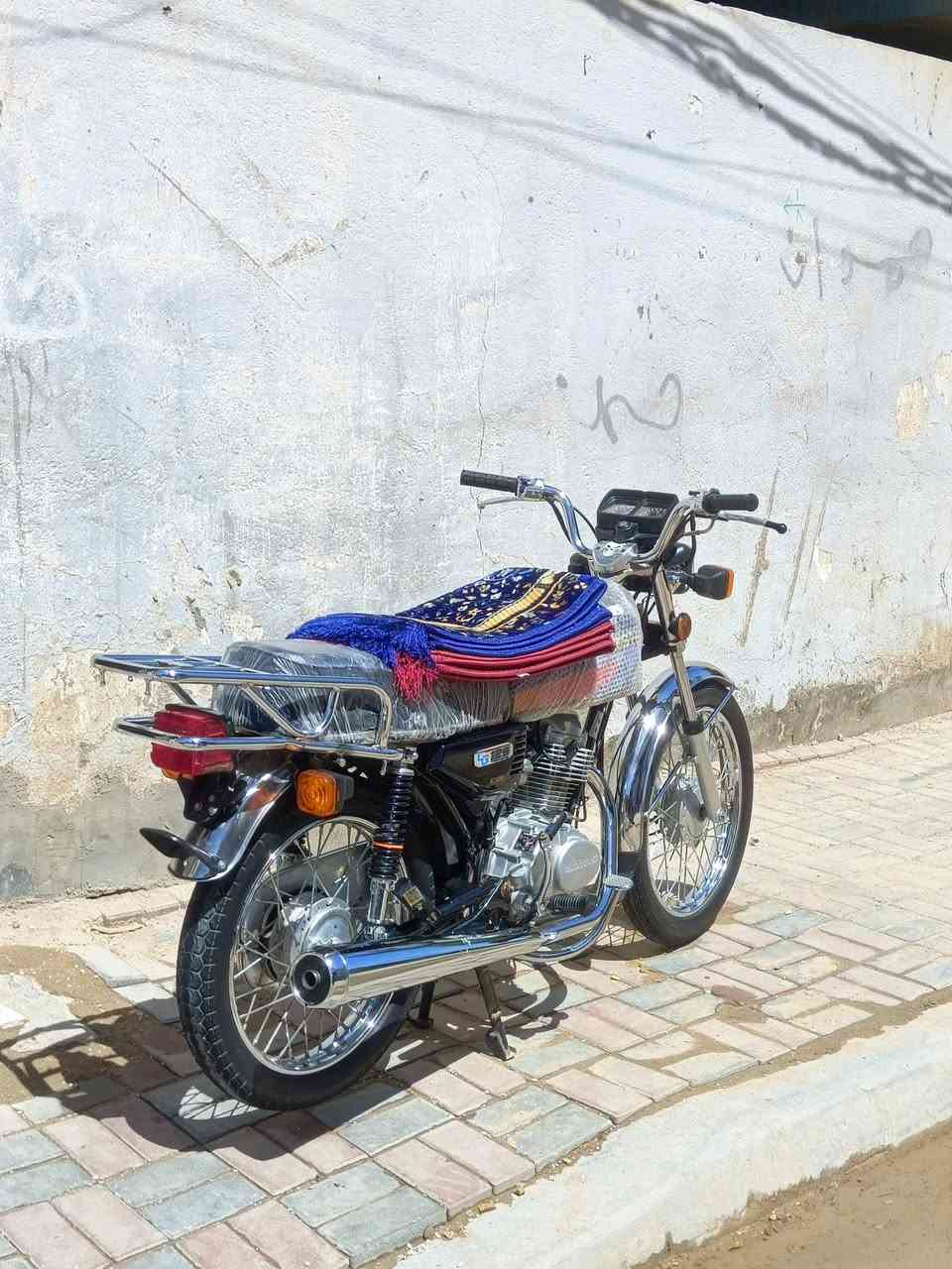🏍️ للبيع دراجة نارية
- ارشه
- موديل 2025.
- أوراق سكنر
- محرك ، مكفول وما مفتوح.
- الدراجة نظيفة جداً.
- جميع الكهربائيات شغالة وبحالة ممتازة.
📍 الموقع: كربلاء – طوريج الهنديه 
-السعر خاص.


**إذا كنت صاحب هذا الإعلان وتريد حذفه لأي سبب، رجاءا أرسل رسالة إلى الدعم الفني**