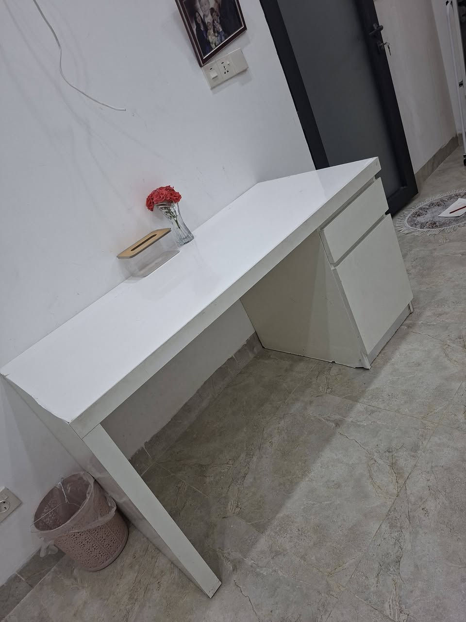 ميز للسعر ٤٠  الف كركوك  ***********
