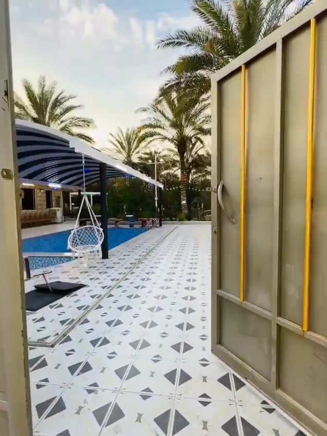 سلام عليكم 🫡.                                                  متوفر افضل المزارع 🏊‍♀️

حجوزات طيله ايام الاسبوع.                            

😌

متوفر مزارع بلد انسب الاسعار  

نستقبل الشباب والعوائل ✨🌴

متوفر حجوزات العيد ايضاً 

المزارع موثوقه بتطبيق اجرلي 

للحجز والاستفسار 👇

***********
