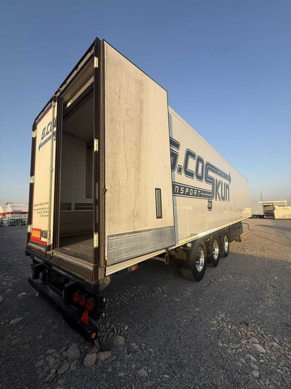 براد        جديدا ستندره سمكه5.   ***********.  2014
