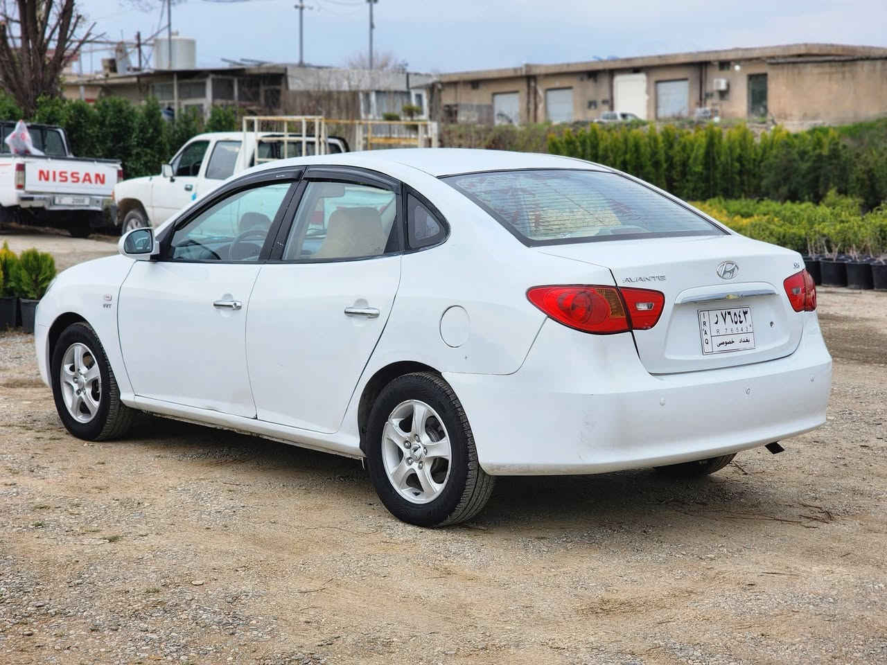 سلام علیکم
هۆندا ئاڤانتی بڕاوە  ٢٠٠٦
مواسەفات فوولە بەس سڵایت نیە
سوکان ڤۆلیۆم 
کوشن جڵد و هیتەر
گێر تۆماتیک و عادی
٤ جام کارەبا و ئاوێنە کارەبای
حاسە
تەبرید سارد و گەرم لەسەر سویچ
گێڕ و مەکینە بەشەرت ١٦ دکشن بەرز
سەقفی بێ بۆیاخ نە چاڵ نە شوختی نیە 
پێشەوە لای سەکن لێدراوی هەیە تەنها چەمەلەغەکەی گرتووە لەگەڵ کەمێک ناوێی.
کەفەری نەگۆڕاوە بە شەرت
تووندوو تۆڵی بە شەرت
نرخی  47$ مەجالیکی برایانە
ژ.م/***********
ڕانیە
