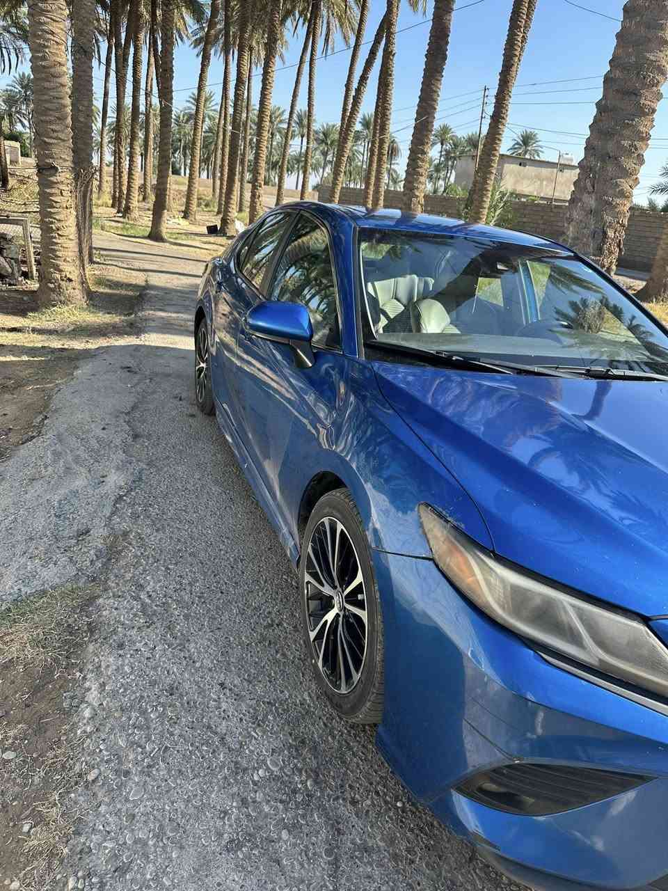 كامري 2020 SE رقم بغداد بااسمي ماشيه 122ضررها مع الصور فقط ايرباك دركه وراجع سستم سعرها 165وبيها مجال بسيط مكاني بغداد الغزاليه ***********
