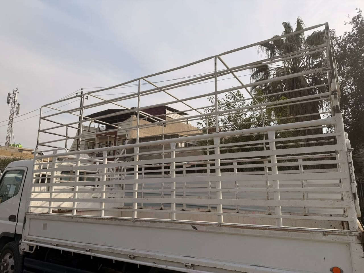 السلام عليكم بدي كنتر بلادي + محجر +جادر تفصال للبيع
السعر 20 ورقة وبي مجال 

*********** للتواصل
