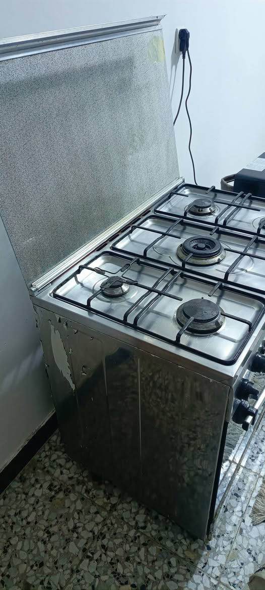 طباخ فريش جامبو 5 عيون وفرن وجداحة وشواية وگلوب  طباخ كولش جديد للبيع الشراي يتصل
العنوان بغداد جسر ديالى القديم 
***********
