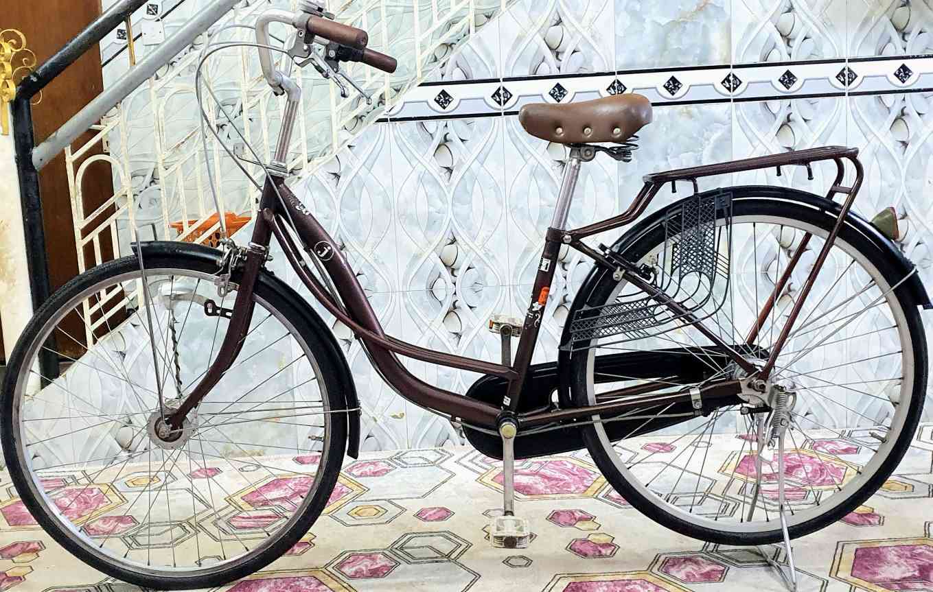 باسكل ياباني 🟫 أصلي 🇯🇵
حجم 26
بدّالة سرعة 3 نمر شغالة
بريكات أمامي وخلفي شغالة
حساس لايت ثلجي شغال
قفل🔐 وره شغال
جرس 🔔 اصلي شغال
باسكل أصلي، نظيف مال حاوية
اللون 🟫 جوزي فسفوري مميز 
📍 المكان: الناصرية – قضاء سوق الشيوخ
💰 السعر: 110 ألف
التواصل خاص سوق الشيوخ, ذي قار


**إذا كنت صاحب هذا الإعلان وتريد حذفه لأي سبب، رجاءا أرسل رسالة إلى الدعم الفني**