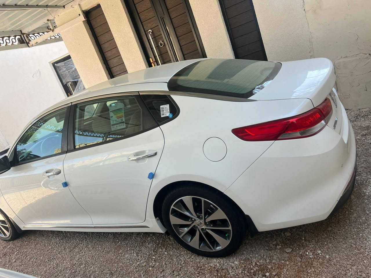 سلام عليكم 
للبيع اوبتيماء خليجي 
مكفوله كفاله عامه 
موديل 2016 
محرك 2000 دوش 
لد امامي خلفي 
تبريد قطعتين 
دواخل صاج 
بردات خلفي بلادي 
حساس امامي خلفي 
ويل كب 18 كروم 
رقم بغداد بسمي 
سنويه لل 28 
مكان سماوه 
السعر 163
***********
***********
