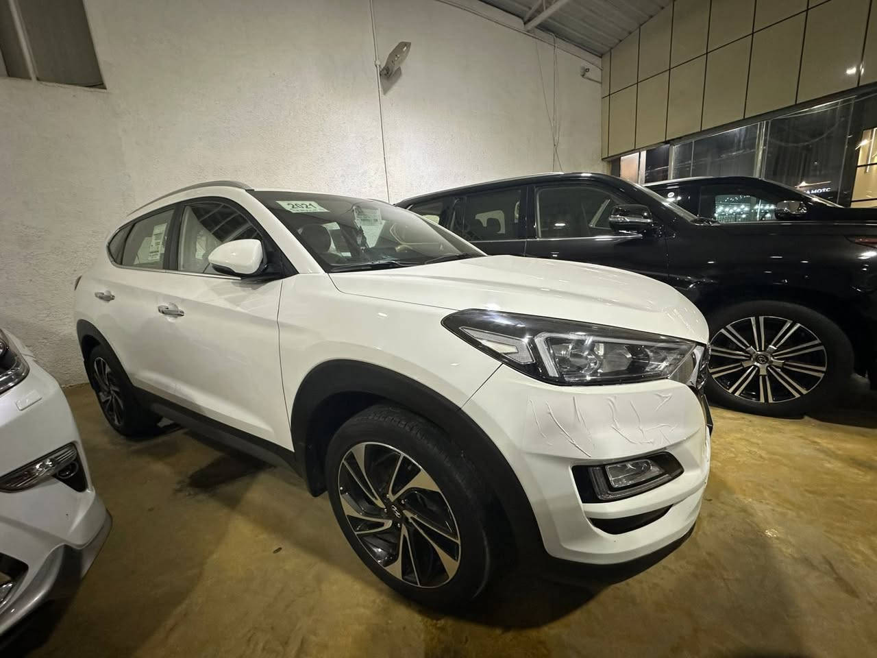 السلام عليكم اخوان واخواتي توكسان 2021 خليجي مكفوله كفاله عامه ببس ملاحضه صغيره شخط في الباب الخلفي
المواصفات 
مكينه 2000
دبل كرسي كهرباء
تبريد قطعتين
حساس امامي و خلفي
مري كهرباء
بصمه تشغييل عن  بعد 
شاشه كبير
اللممشى/-64الف

السعر//-195
الرقم//-***********
