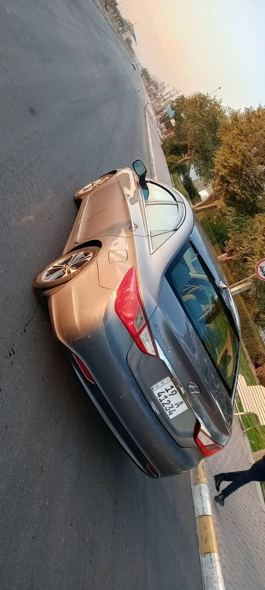 السلام عليكم ورحمه الله وبركاته
#مرخصت #الادمن #سوناته #موديل2012
امريكي حادث جاملغ وبنيد بدون دواخل 
وبلعراق جاملغ جهة السايق 
مواصفات تحكمات حساسات خلفيه 
السياره جديده بمعنه الكلمه
دواخل جديد كير ومحرك جديد 
حداديه جديده فقط دبل واحد فاكس بيها
#السعر92وبيها مجال غير متواجد ع فيس
للاتصال ***********
