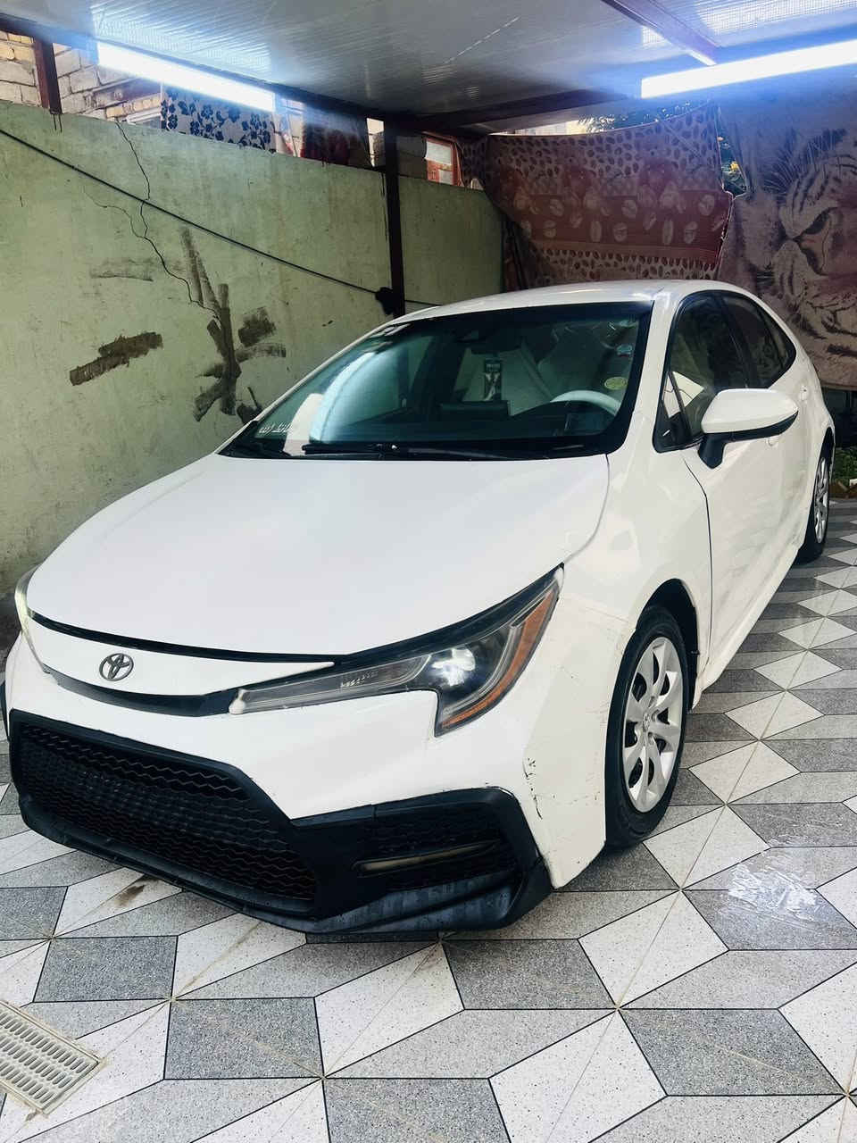 كورله 2021 محرك 1800 

سياره فول عدا الفتحه ماشيه 115 

سياره كارتون ماعوزه برغي حداديه تخم تاير تبريد زنون 

سعره 118 وبيه مجال للطيبن 

مكانه ناصريه سوق الشيوخ 

***********خادم كل وقت اتصال او وتساب
