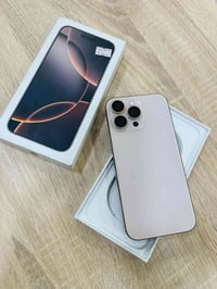 آيفون ١٦ برو ماكس • ٢٥٦ • بطارية ٩٨