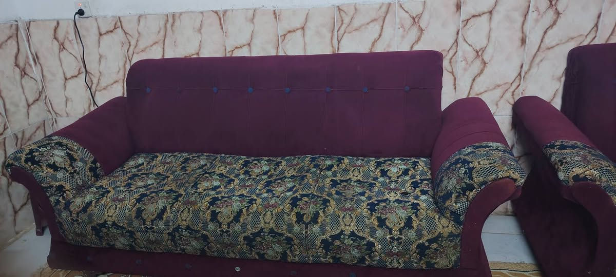 تسع مقاعد سعر130
***********
