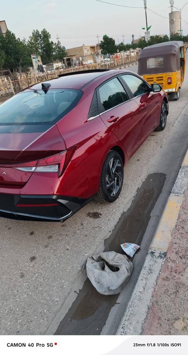 سلام عليكم للبيع النتره موديل 24 رقم ميسان مكينه 2000دوش وارد امريكي بيه الجاملغ  والبنيد تعمير بدون تبديل سياره جاهزه فول مواصفات بصمه تنته تشغيل عن بعد قياده ذاتيه تحديد مسار شاشه متصل كامره دواره فول سياره السعر 150 وبيه مجال بسيط رقمي *********** عمارة, ميسان
