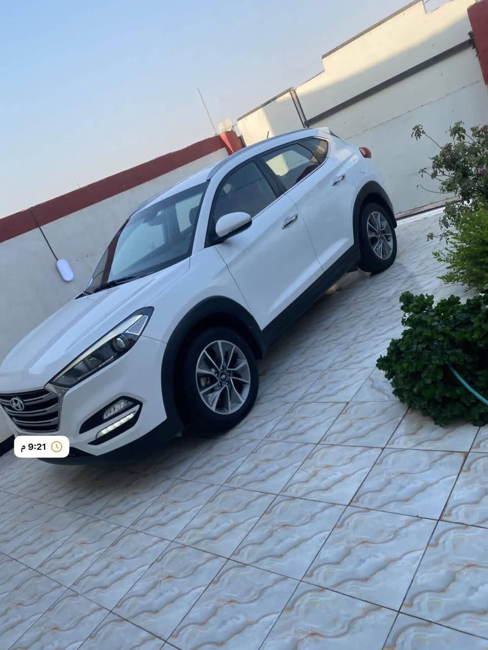 السلام عليكم
توسان 2018 خليجي 

الكاصد 

مكفوله كفاله عامه 

رقم بغداد. تحويل ثاني يوم 

شاشه 

كامره 

حساس خلفي 

صاج 

كشنات جلد لونين 

لد امامي 

تحكم ستيرن 

اشاير بلمري 

مري شفط 

وبعد المواصفات المعروفه 

ماشيه 118 الف حقيقي 

اسياره جديده جدا واحله من الصور 

السعر 185 وبيه مجال بسيط 

الاستفسار (***********)
