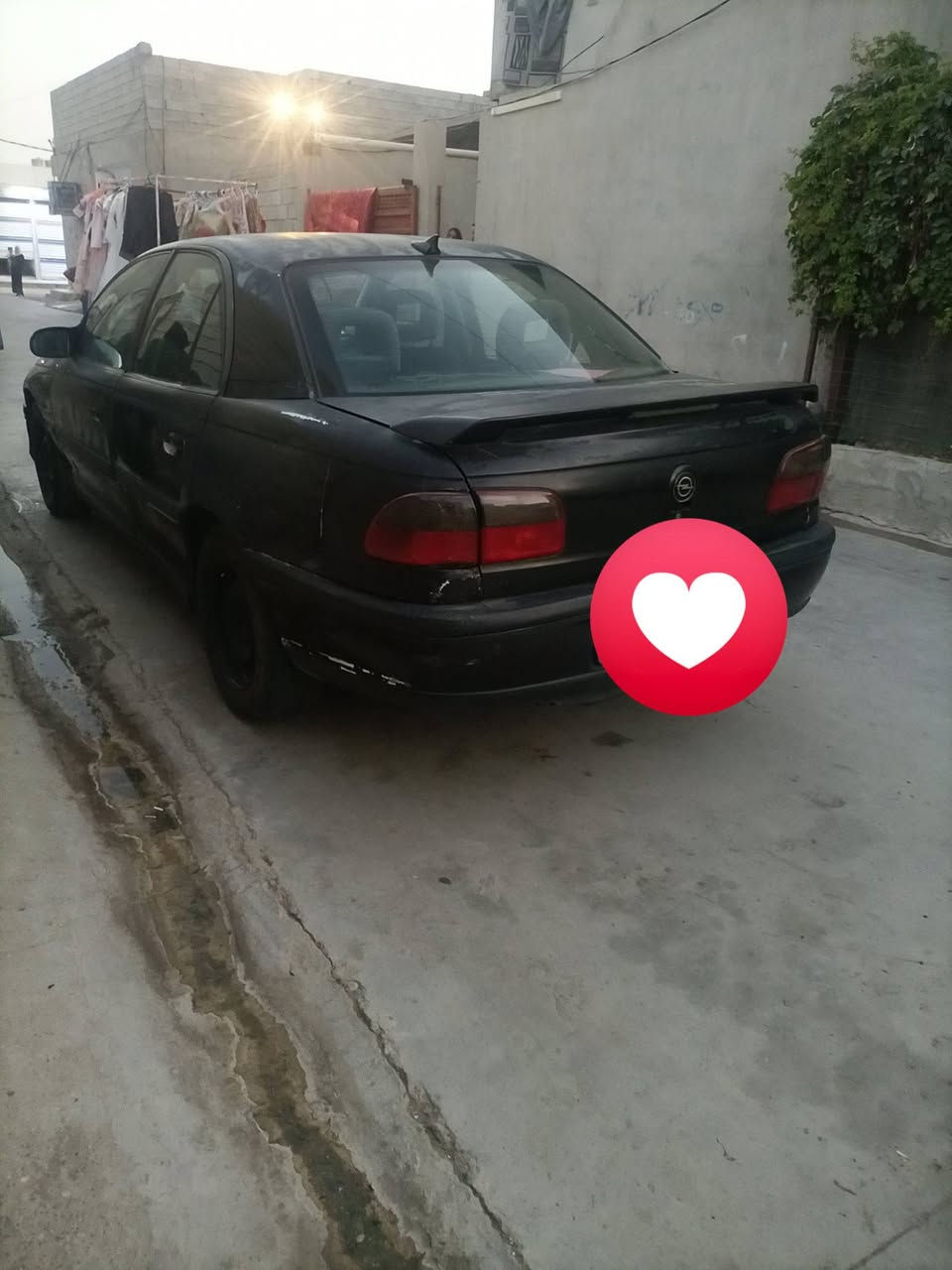 سياره وبل بزون كير ومحرك ونجي تبريد وتتفئه رقم نكليزي سنويه30 سعر 38وبيهه مجال قليل ***********
