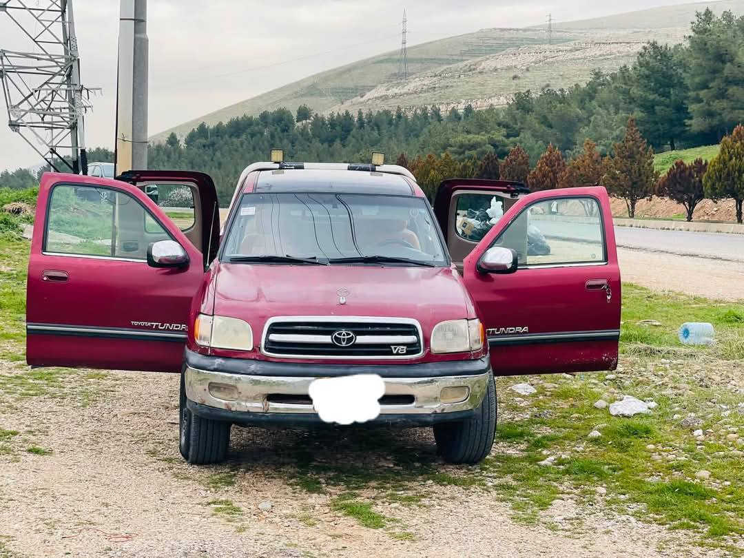 تاندرا موديل ٢٠٠٠
على وضع الشركه 
كير محرك جدد 
طخم تاير وحداديه ١٠٠/١٠٠
بسمي رقم دولي سليمانيه 
مكان السياره السماوه 

***********
