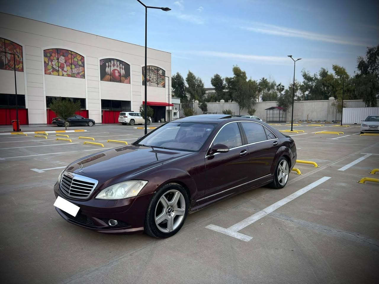 ‎سەرەتا بەناوی خوای گەورە فرۆشتن مارسیدیز بێنز

Mercedes Benz S500 AMG
‎بۆیاخ٢پارچ بۆیاخ بێی داخیل لێدران بەشەرت
‎بێ چاڵ بێ شوخت 
‎
‎مۆدێل 2009🔸
‎سەیارەكە ساغە بۆیاغە دعمو لێدران بەشەرتە🔸

‎قەپات مواسەفات🔸
‎سلایت🔸
‎دەرگا شەفت دەگارلارج سنوق شەفت🔸
‎٣پەردە بیلادی🔸
‎جام پۆلۆ رایسو فۆتۆ بیلادی🔸
‎دەبلەكانی هەواین بەرزو نزم ئەكرێت وەسپۆرتە🔸
‎شاشە گەورە و گێچ ئەلەكترۆنی كامل حاسە🔸
‎ كوشن جلد و سارد و گەرم مەساج و خەزن🔸
‎لایتەكانی پێشەوە عەدەسەیە بیلاد عەدەسە زینۆنو لیدە
‎لایت لەگەل سوكانا پێچدەكاتەوە و بەرزو نزم دەكات🔸
‎سیستەمی دەنگی burmester 13 مكەبەرە🔸
‎٦ سیدی و تەبریت مەركەزی و سنوق كارەبا🔸
‎زۆر زۆر تازەیە كامل سێرفیز كراوەتازە🔸
‎ژمارە تەلفون ***********📞 🔸 أربيل, العراق
