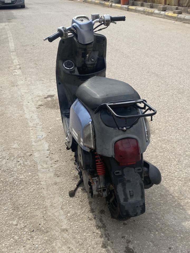 بوليسي للبيع مفتوحة ولفات تشتغل سلف وهندر وكهربائياتها مابيها شي الصفحة
للاتصال *********** او مراسلة الصفحة
