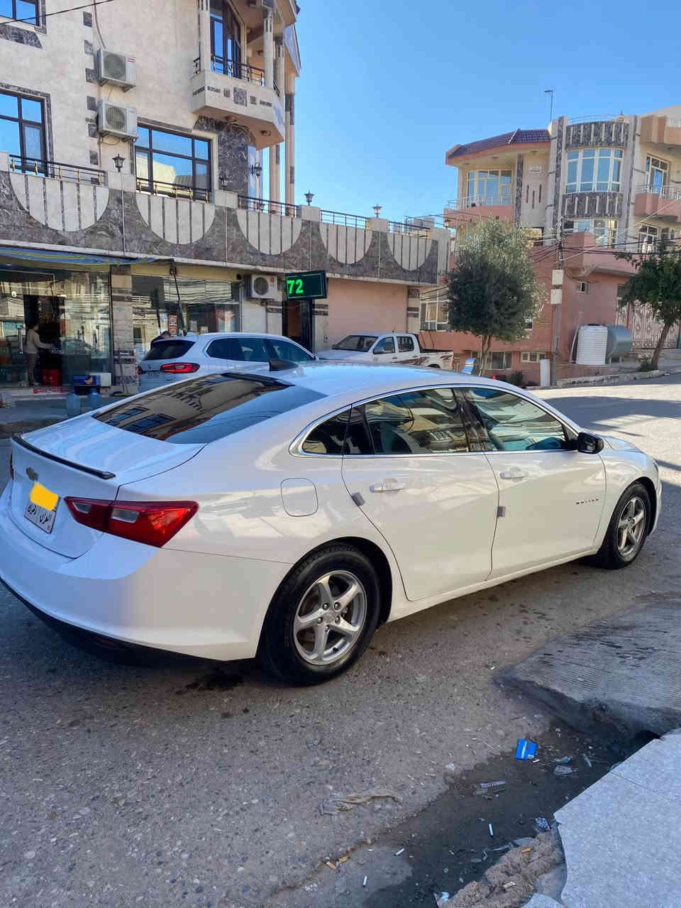 ماليبو ٢٠١٧ امريكي مواصفات LS بصمه شاشه كبيرة وكاميرا وتشغيل عن بعد بلجكتور ليد نهاري بدون صبغ محرك مامفتوح السيارة وضع شركة بدون اي مصرف السعر 106  عليها ٨ اوراق غرامه تنزل من السعر السيارة باسمي تحويل وكاله بشرط. ***********.   *********** دهوك, العراق
