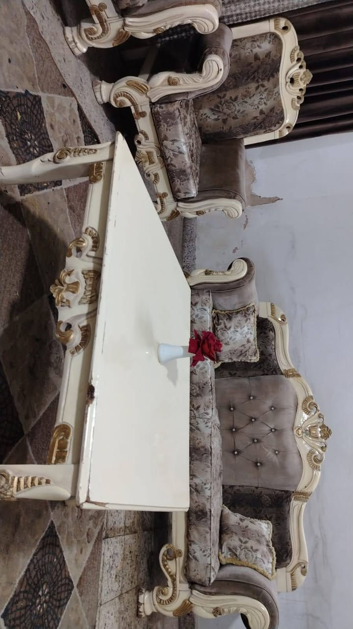 تخم زان تركي 10💺 نضيف جدا اي ضرر مابي سعر ,,325,, بي مجال مع طبله وسطيه مكان لبياع ***********يوجد واتساب
