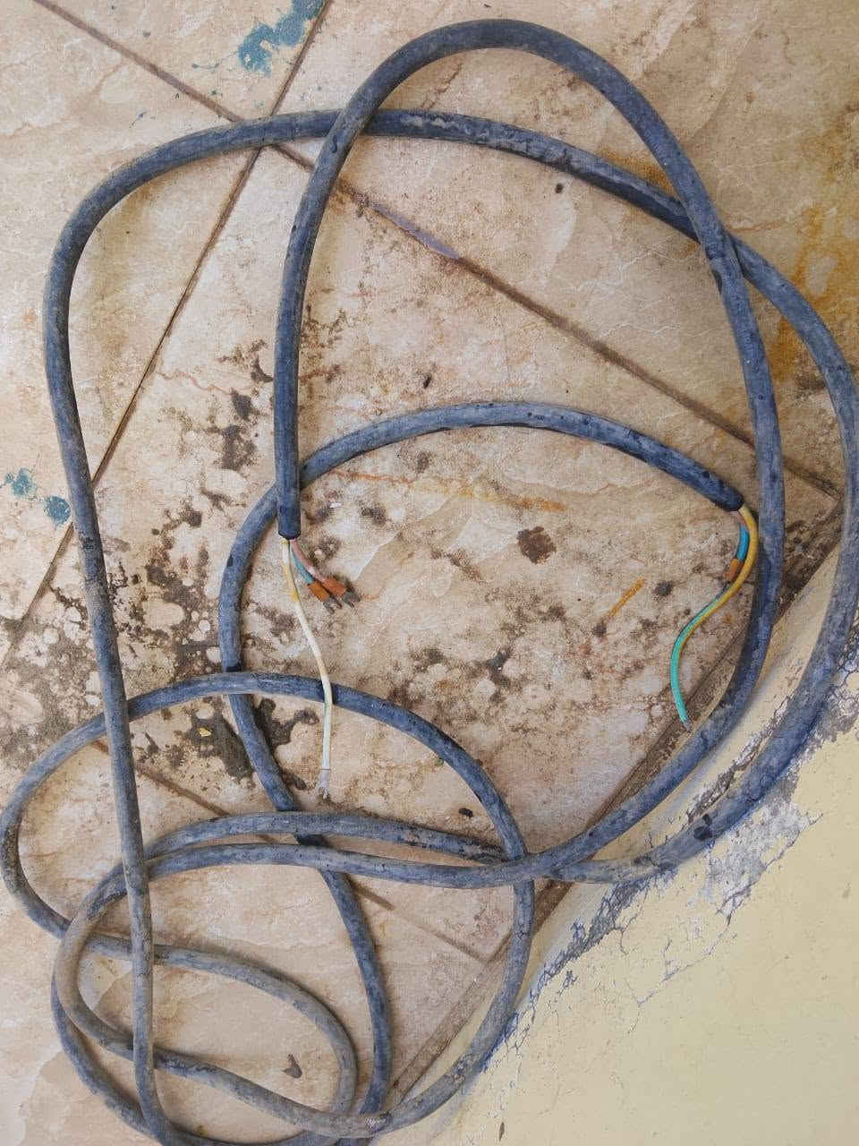 للبيع نضيف كلش 7 أمتار


**إذا كنت صاحب هذا الإعلان وتريد حذفه لأي سبب، رجاءا أرسل رسالة إلى الدعم الفني**
