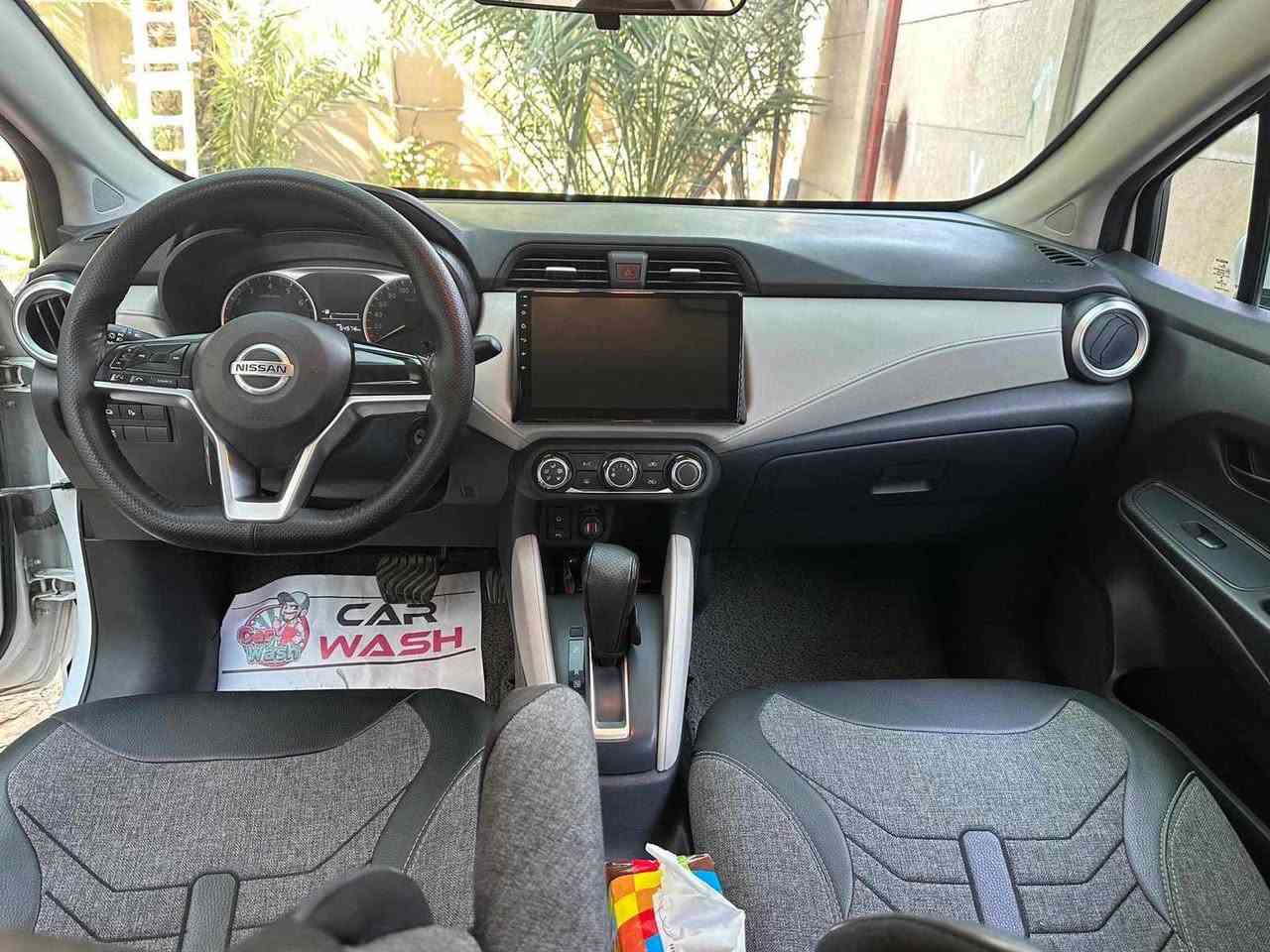 نيسان سني مكسيكي موديل 21خليجي ماشية 95بيها بس رصعات كلش خفيفه وقليله اثر حالوب بالقمارة  خفيف كلش هنابلعراق وبيها بارد شبر باب الصدر رقم اربيل باسمي السعر 132 وبيه مجال قليل مكان ديالى بعقوبه ***********
