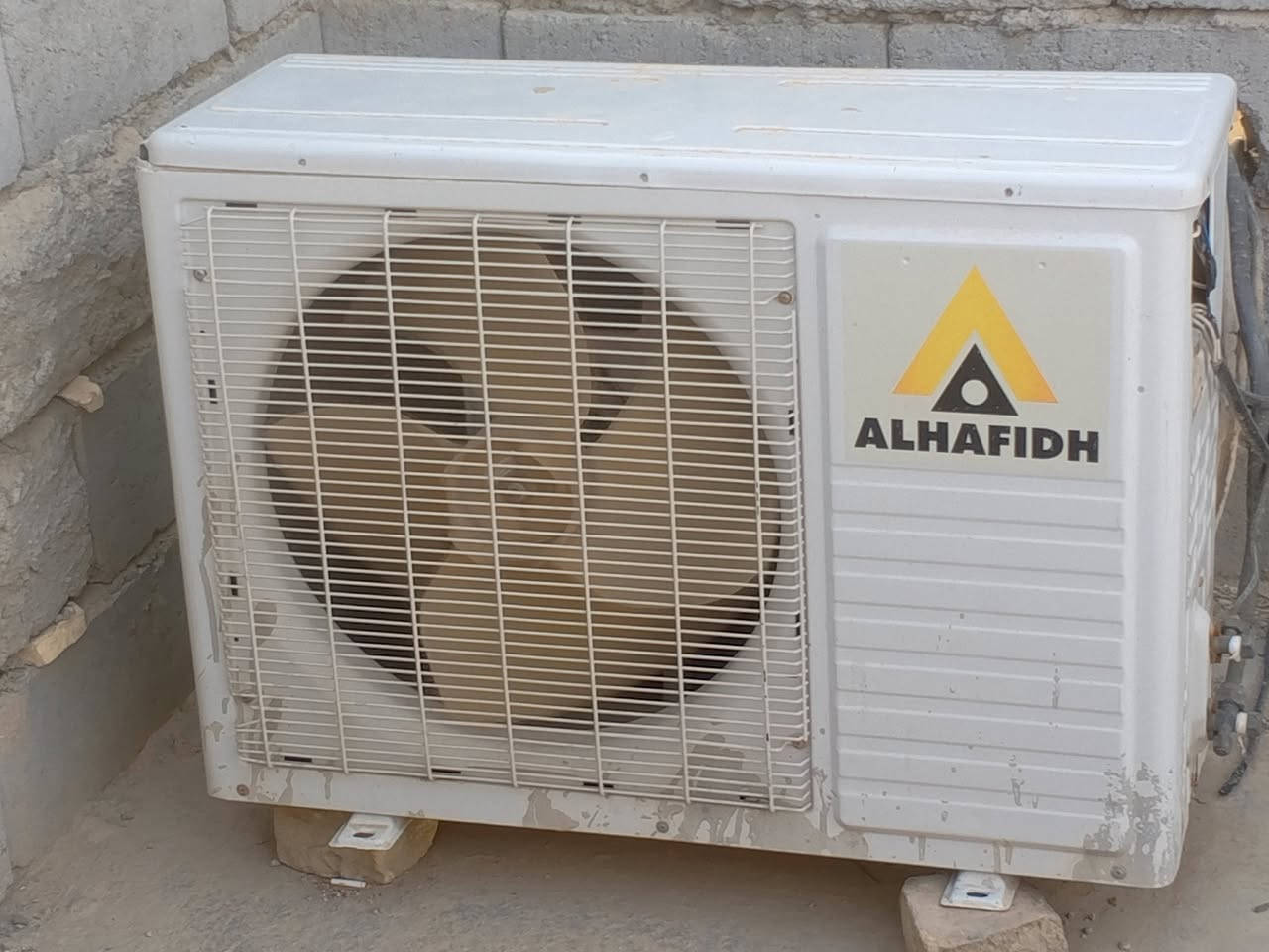 للبيع نقص غاز بطل فقط طن ونص 
0783 153 7887
