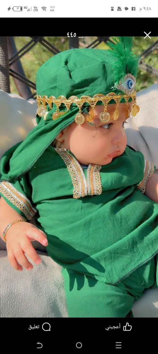 **"بأنامل الخدمة.. نُحيي شعائر الرضيع"** 🏴
مع حلول شهر الأحزان، نضع بين أيديكم نتاج عملنا في خياطة وتجهيز ملابس تشابيه عبد الله الرضيع (عليه السلام).
 * 🧵 **خياطتنا:** نعتني بكل غرزة لضمان جودة تليق بخدمة أطفال الحسين.
 * 📦 **التجهيز:** متوفر (جملة ومفرد) وبكل القياسات.
 * ✨ **التفاصيل:** القماش مريح والتصميم يحاكي التراث والمناسبة.
📍 **العنوان:** بابل  - خدمه توصيل لجميع المحافظات 
📞 **للحجز والاستفسار:** ***********
**خدمة زوار الحسين شرف لنا كربلاء, العراق
