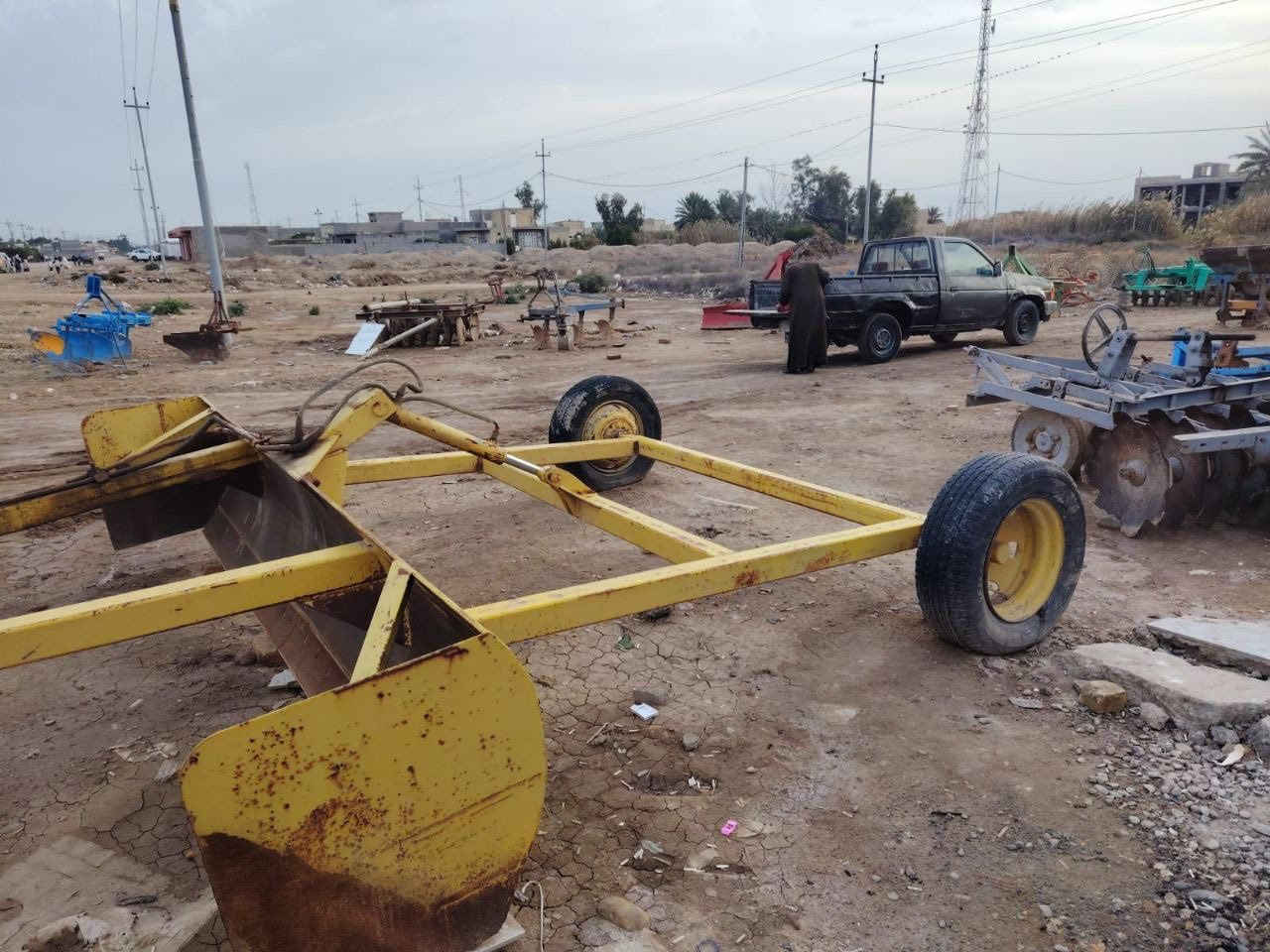 السلام عليكم معدات زراعيه لبيع العنوان واسط النعمانيه رقم تلفون ***********
