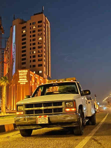 السلام عليكم                                                                    بهبهان للبيع موديل ١٩٩٦
رقم بغداد انكليزي مرسمه كرين بل سنويه بسمي سنويتها لل٢٠٣٠ تنتهي 
١/السياره خاشوكه بلادي +حاضنه 
٢/صدر جديد 
٣/صوندات الكرين والجكات كله جديد 
٤/كلج جديد 
٥/مكينه جديده كير عادي ٥نمر 
٦/فيتبمات ٢جدد قبل يومين بدلتهن 
٧/السياره مكفوله كفاله عامه من صبغ وضربه 
٨/السياره جاهزة ربع دينار مذب عليها كبل للشغل 

المكان بغداد البياع 
***********
