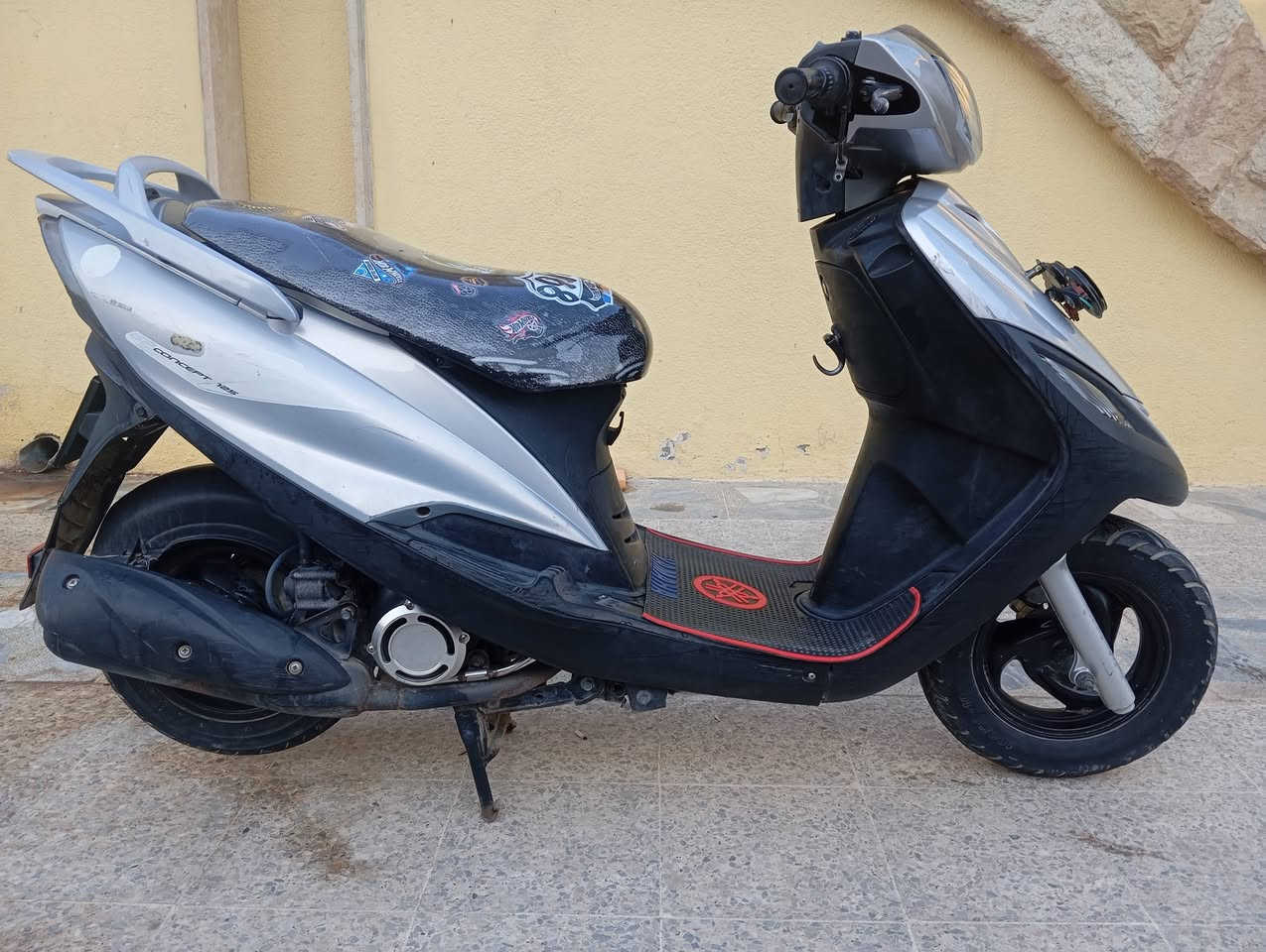 يا الله سلام عليكم دراجة ماكس 140 ياباني الدراجة مكفولة من كل شي شرط شرط شرط اصبانة ممطخوخة مختومة من تاية لل تاية كلو بلادي شرط محركة نار مكينة خرسة شرط شرط هورن شاير لايت عالي وناصي كيج سرعة كيج بانزين شرط دراجة بلادي بلادي مكو شي اسمو تجاري بيها ونضافة 100بل 100 كدام العين وهذا الصور والفيديو اليوم الضهر  للبيع *********** الموشراي لا يتعبني وجمعت 600  و650 لا تعب نفسك اعبر منشور  والرقم بي وات ساب دراجة مكفولة من كلشي انطيك شرط في شرط وجيب معاك 100فيتر وشكرة
