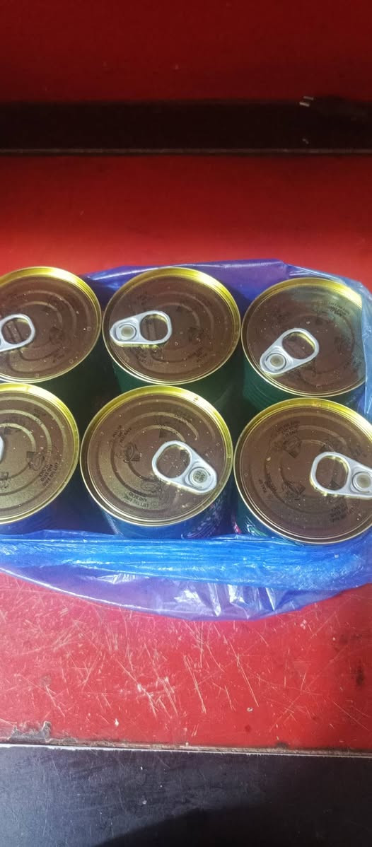 السلام عليكم  متوفر 4كيلوات عدس ب3الف
و6قواطي معجون ب4الف


**إذا كنت صاحب هذا الإعلان وتريد حذفه لأي سبب، رجاءا أرسل رسالة إلى الدعم الفني**