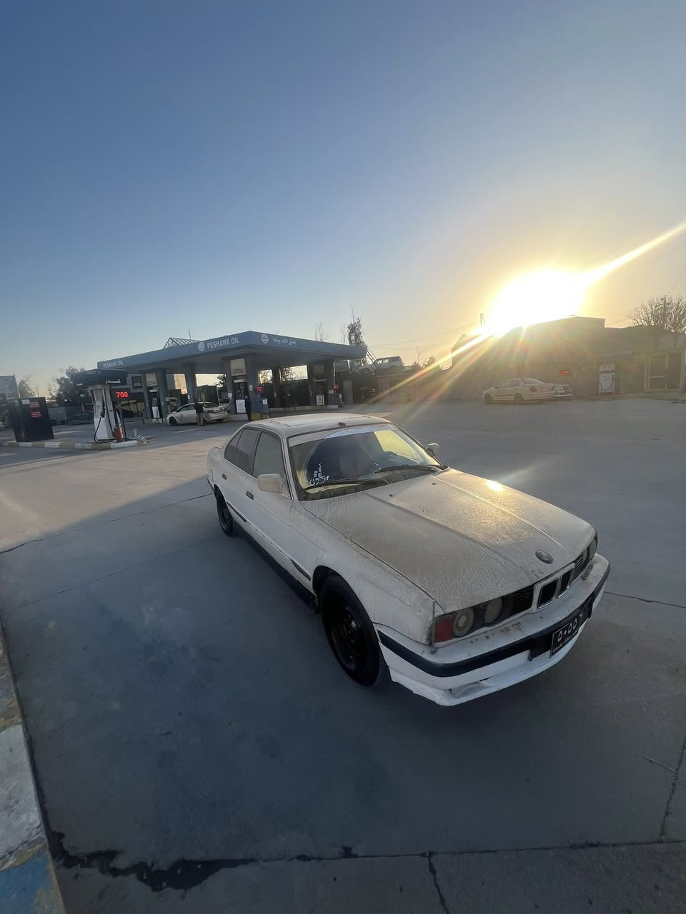 سه ره تا به ناوي خوا
علوج علوج

سلاو له هه موهاورييان 

بيه م بؤ فرؤشتن٥٢٨ گير عادي 

سلايت دوجام كاره با 

كاره باي مه زبوته 

مؤديل ٩١ 

موسو براوه به شه رت 

رزيويو خايس به شه رت 

 بيشو دواي تازه داكيراوه 

بي ته قه و ره قه 

كامل مه سروف كراوه 

كؤدي ئاسايشي بؤ كراوه 

***********
سعري٢٠ معامه له

ئه دمين✨❤️
