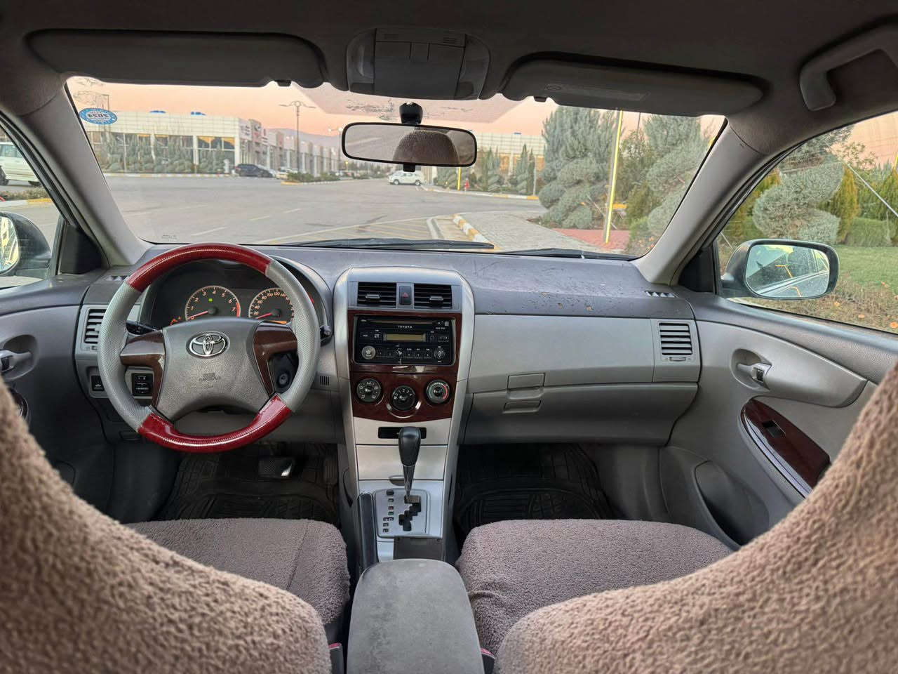 2010 كرولا مةكينة كةورة سةنةوي تازة ليدراوي نية ٣ بارجة بوياخ بي دةعم ١٠٠ كةلا *********** السليمانية, العراق
