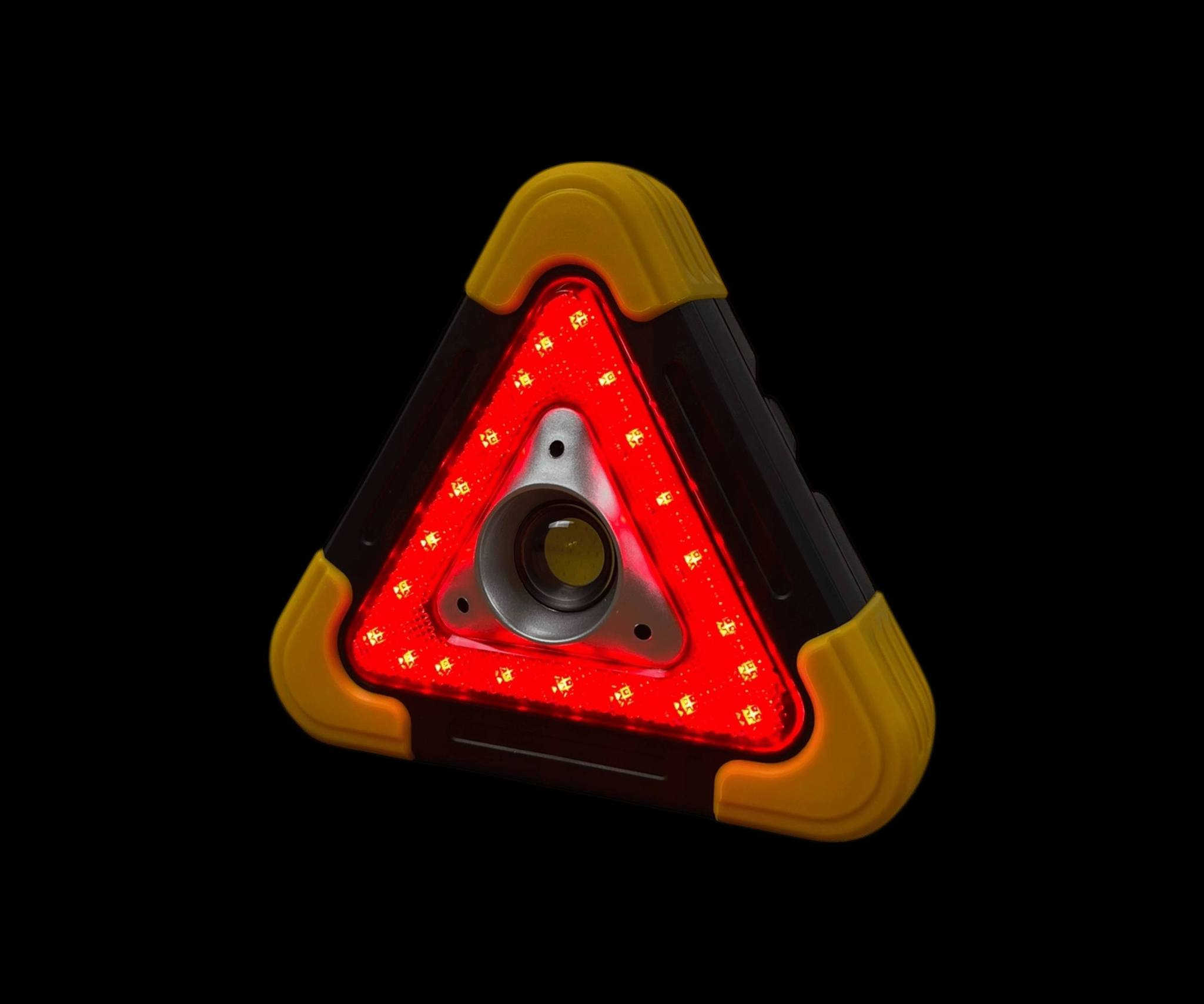 الاستخدامات

كشاف تحذيري للسيارات في حالات الطوارئ والتوقف المفاجئ على الطريق

إضاءة موقع العمل أثناء الصيانة، التصليح، أو الأعمال الميدانية

مناسب للرحلات، التخييم، الصيد، والتخييم الليلي

إضاءة احتياطية للمنزل في حالات انقطاع الكهرباء

يمكن استخدامه كمصدر طاقة طارئ لشحن الهواتف عبر USB

المميزات

إضاءة COB قوية بسطوع يصل إلى 500 لومن توفّر إنارة واسعة وواضحة

تصميم مثلث تحذيري لزيادة الرؤية والتنبيه على الطرق

إضاءة تحذير حمراء LED مع أوضاع وميض متعددة لسلامة أعلى

وضعيات إضاءة متعددة

إضاءة عمل بيضاء

إضاءة تحذير حمراء ثابتة

إضاءة تحذير حمراء وامضة

لوح طاقة شمسية مدمج في الخلف لإعادة الشحن بالطاقة الشمسية

شحن عبر USB (Input)

شحن الكشاف

بطارية مدمجة داخلية (2200mAh حسب دليل الاستخدام)

مدة تشغيل تقريبية 3–5 ساعات حسب وضع الإضاءة

زر تحكم خلفي لتغيير الأوضاع بسهولة

مقبض قابل للطي للحمل أو التعليق

هيكل بلاستيك هندسي قوي مقاوم للصدمات ومناسب للاستخدام الخارجي

يعمل بدون كهرباء مباشرة، مثالي للطوارئ

الملاحظات

يُنصح بشحن الكشاف بالكامل قبل أول استخدام

وقت التشغيل يعتمد على شدة الإضاءة المختارة

لا يُغمر بالماء بشكل مباشر

اللوح الشمسي مخصص للشحن المساند وليس بديلاً كاملًا عن الشحن الكهربائي

بلد المنشأ: الصين
السعر ١٧ الف


**إذا كنت صاحب هذا الإعلان وتريد حذفه لأي سبب، رجاءا أرسل رسالة إلى الدعم الفني**