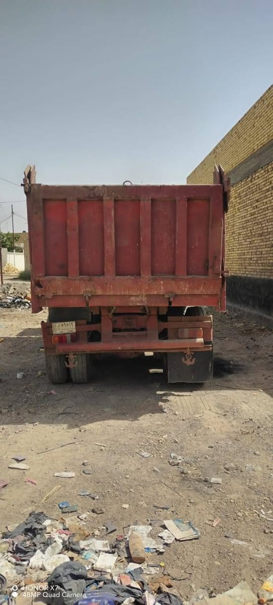 السلام عليكم للبيع قلاب البي موديل 89 اثنه بلادي رقم بصره الماني مكينه 28 جديده مجموعه جي أف  مان شاصي غير مكفول السعر 250 وبي مجال 
العنوان بابل المدحتيه الحمزه الغربي  للاتصال ***********
