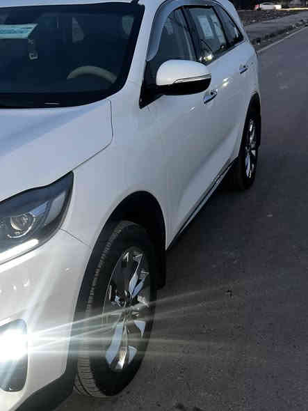 السلام عليكم للبيع او مراوس حسب القناعه سورنتو موديل ٢٠٢٠ ماشيه ٧٩ مكينه وكير عله وضع الشركه ناشر السونار مكفوله من صبغ وتبديل شاشه نفكيشن شاحن مكان السياره واسط الكوت مركز المدينه السعر النهائي ٢٧٠ للأستفسار ***********
