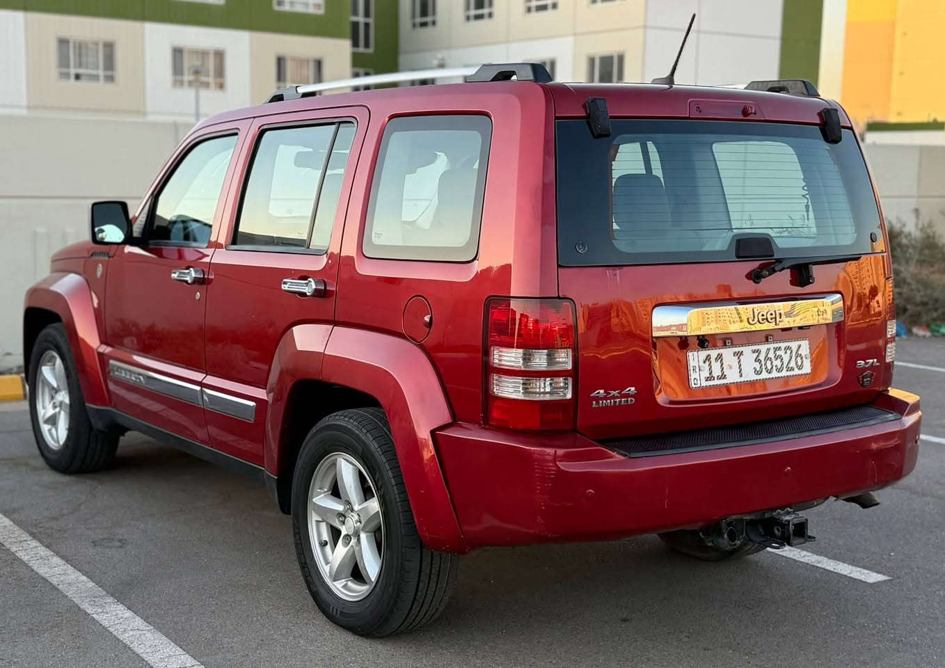 جيب ليبرتي 2008.
كير محرك مكفولات. 3700. ماشيه 160 الف ليمتد بدون حادث.

النواقص دسكات. يراد تبديل.

باسمي السياره السعر 102 وبيها مجال. بسيط ***********
