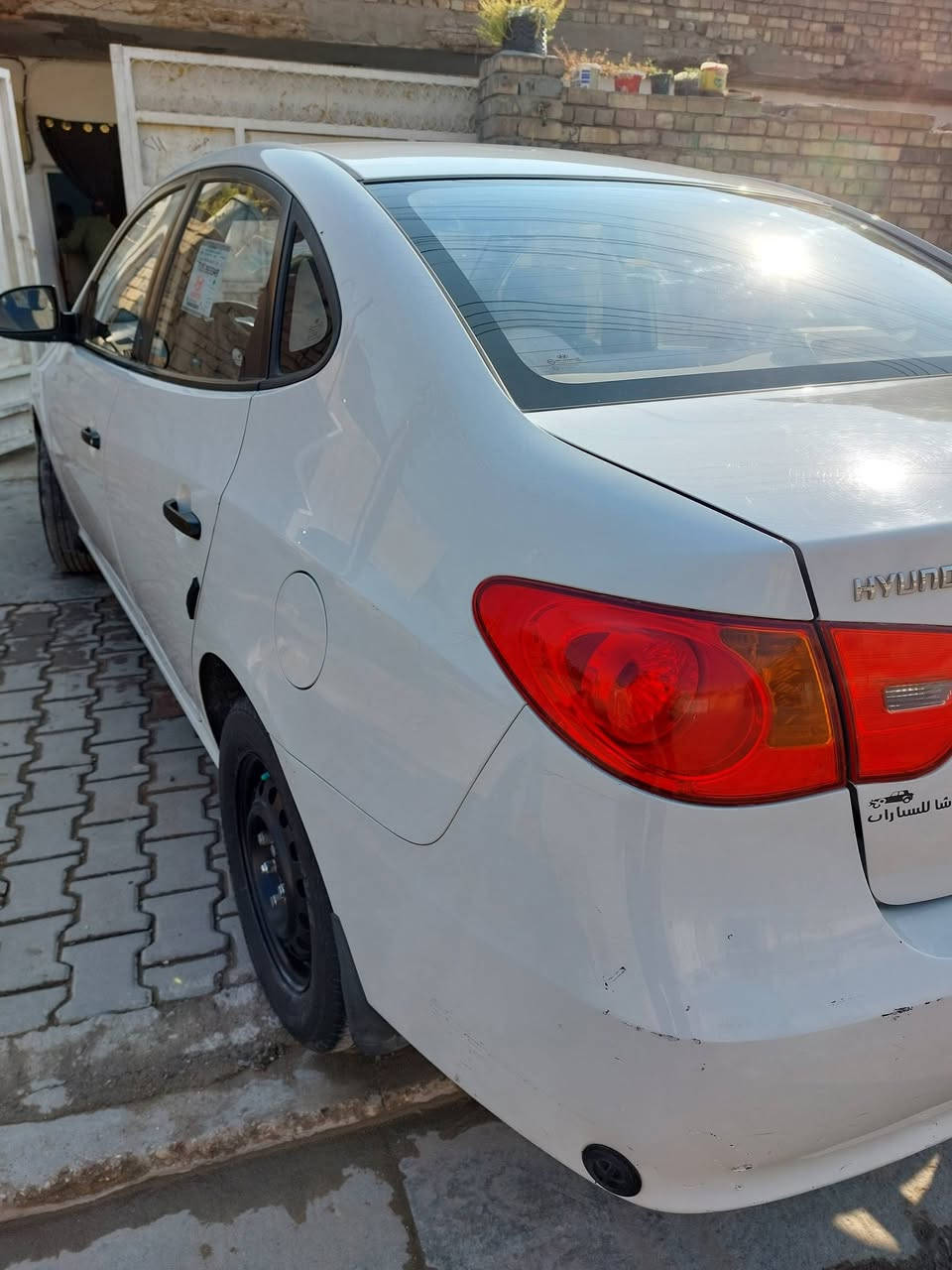 السلام عليكم النتره (محرك ٢٠٠٠)  ٢٠١١ سليمانيه بسمي بلاديه مكفوله من البارد والصبغ  
بيه منظومة غاز سياره مناقصه كلشي 
 سعر ١٣٠ 
***********
