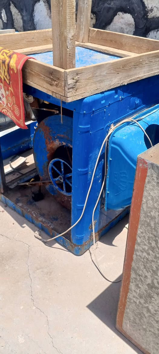 مبردات للبيع عدد 2 حجم 4/5 العنوان حله قرب جامعه بابل ***********
