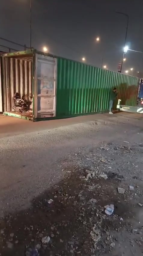 عله بركة الله  اللهم  صل علئ محمد وال محمد🧿 تم وصول كصات السيارات
عل بركه الله وصول  من أمريكا 
الئ كراج الطراز للادوات الاحتياطية والمزادات الامريكية 
ايكوينكس لون أسود موديل 2025✴️📣
ماليبو 2025 لون أبيض بجم كبس  🔴
امبالا موديل 2020 
بلايزر 2000 موديل  
2023 اكاديا 2000تيربو
ترافيس موديل 2023 لون فيلي
 جيب كومبارس 2000 تيربو لمتد 
جيب بزون 2024
  ماليبو 2020 محرك 2000         
 أهلا وسهلا بيك                                                 في كراج الطراز للادوات الاحتياطية والمزادات الامريكية ... 📍📍العنوان بغداد سريع محمد القاسم نزله باب الشرجي...        بإدارة احمد الطراز      ***********                        لطلب والاسفسار 📲                               (***********....‏📲يتوفر واتساب...‪***********‬‏...)                                                              ( أوقات الدوام من 9 صباحا🕘 الئ 5 العصر🕓 )                  (من السبت الئ الخميس)                                       📦 يوجد توصيل لجميع أنحاء العراق📬🚛 @الجميع

