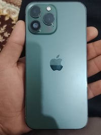 iphone 13 pro max..  ايفون 13 بروماكس اللون زيتوني مابي أي خلل..  البط...