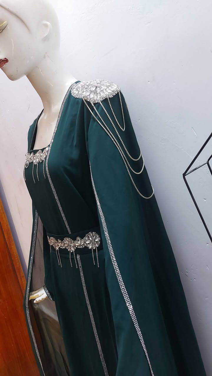 هلوو بنات
هذا فستان قياسه 50يلبس48 
ساعات استعمال فقط ساعه وحده 
قماشته جرجيت ايطالي 
ماخذته ب65 واريده40مع التوصيل 
اكو خدمه توصيل لكل العراق
هذا مصورته فيديو وصور


**إذا كنت صاحب هذا الإعلان وتريد حذفه لأي سبب، رجاءا أرسل رسالة إلى الدعم الفني**