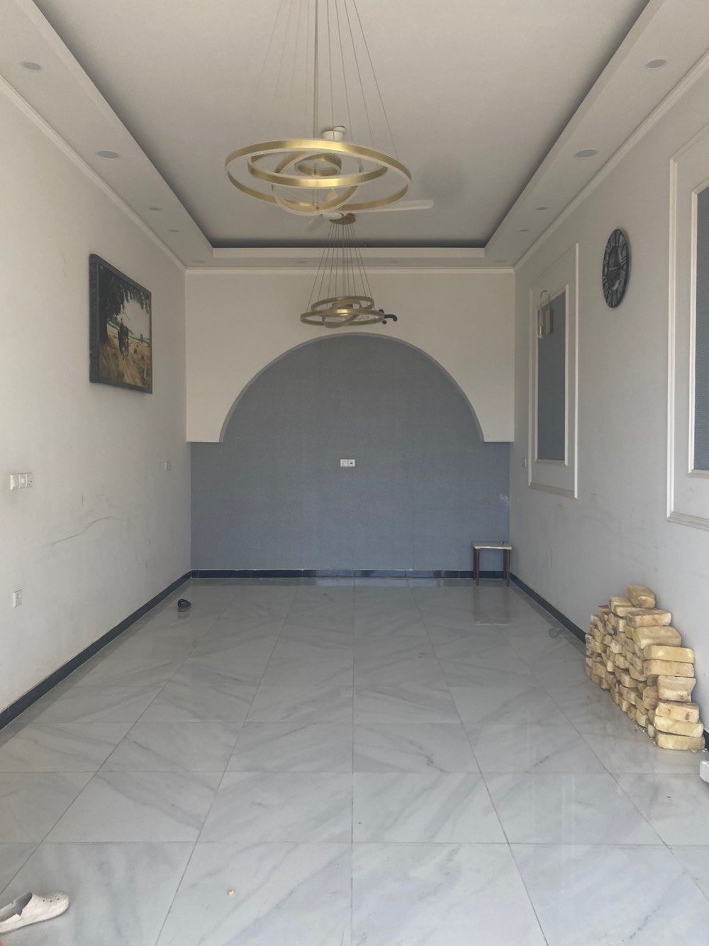 محل للايجار في شارع يا حسين مقابل مطعم بيت ورد للاستفسار ***********